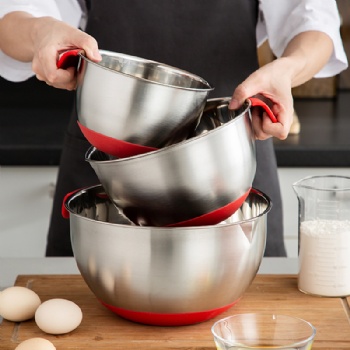 Mixing Bowls with Airtight Lids